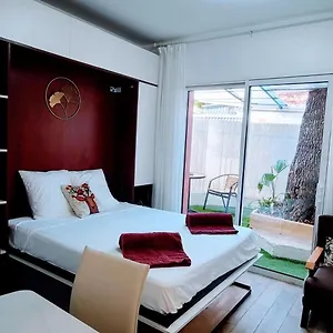 Appartement Oasis Marin 1 Proche Parking Wifi, Cagnes-sur-Mer